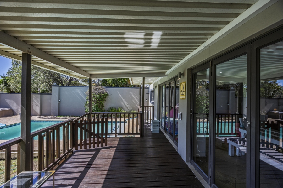 5 Bedroom Property for Sale in Beacon Bay Eastern Cape